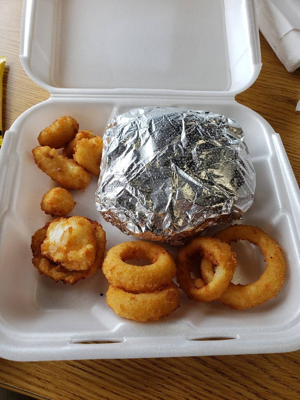 Cook Out | restaurant | 2135 Cumberland Ave, Knoxville, TN 37916, USA | 8655252662 OR +1 865-525-2662