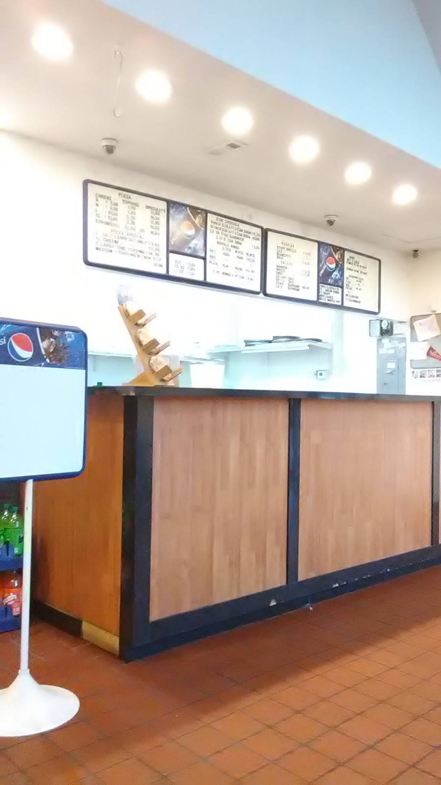 Pizza City | restaurant | 301 E Carroll St, Salisbury, MD 21804, USA | 4105463800 OR +1 410-546-3800