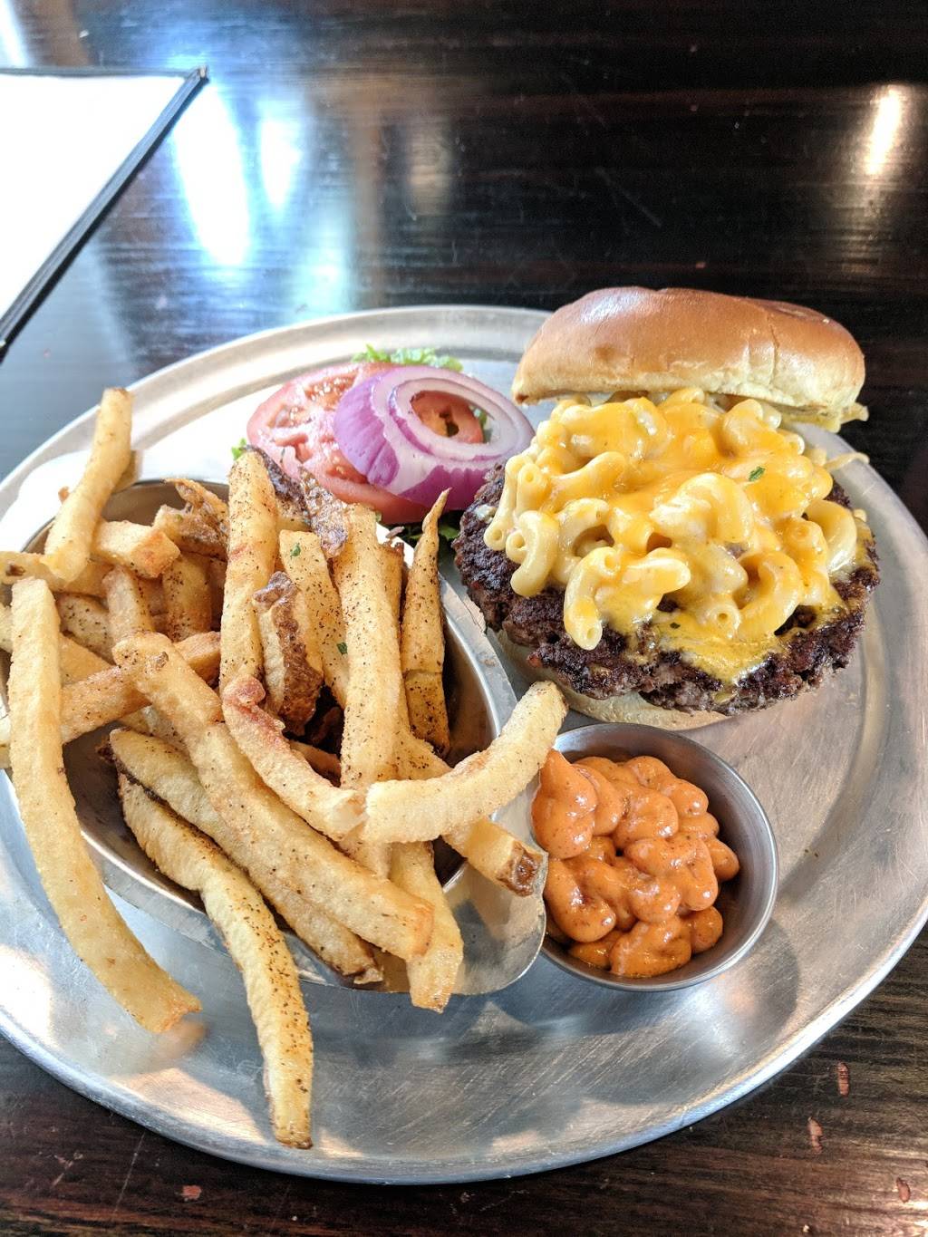 Charleston Sports Pub - Dorchester Rd. | restaurant | 9730 Dorchester Rd #207, Summerville, SC 29485, USA | 8439000393 OR +1 843-900-0393