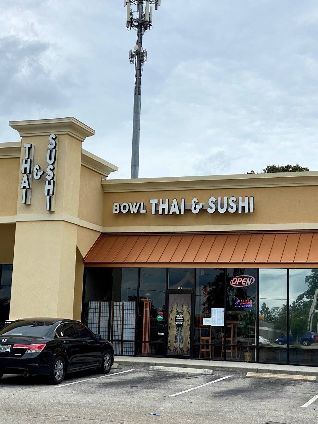 Bowl Thai & Sushi Restaurant | restaurant | 10 Blanding Blvd Suite B, Orange Park, FL 32073, USA | 9046448487 OR +1 904-644-8487