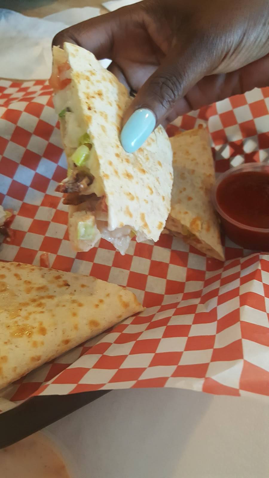 Kandiss Food & Drink | restaurant | 701 Lake Ave, Rochester, NY 14613, USA | 5854916212 OR +1 585-491-6212