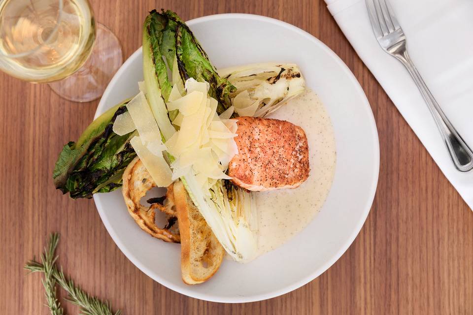 Salt River Tavern | restaurant | 10 E Thomas Rd, Phoenix, AZ 85012, USA | 6022221111 OR +1 602-222-1111