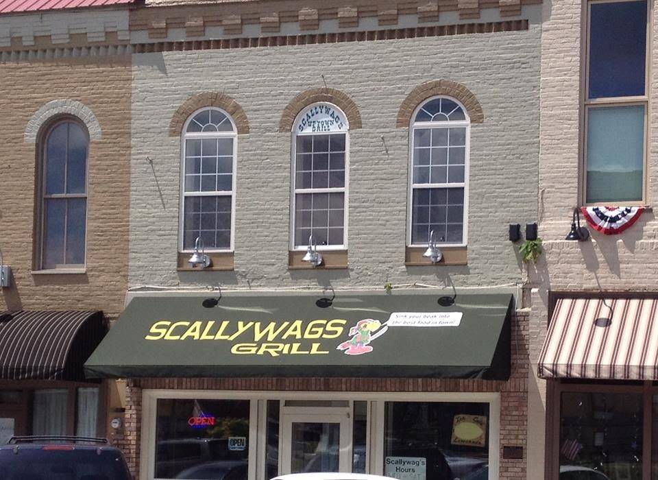 Scallywags Uptown Grill | restaurant | 28 S Jefferson St, Winchester, TN 37398, USA | 9319679302 OR +1 931-967-9302
