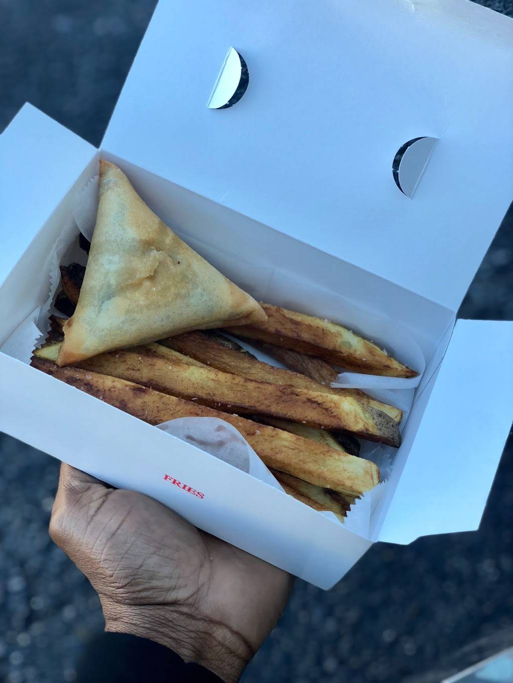 Samosa Supreme | restaurant | 14207 Old Annapolis Rd, Bowie, MD 20720, USA | 2409294403 OR +1 240-929-4403