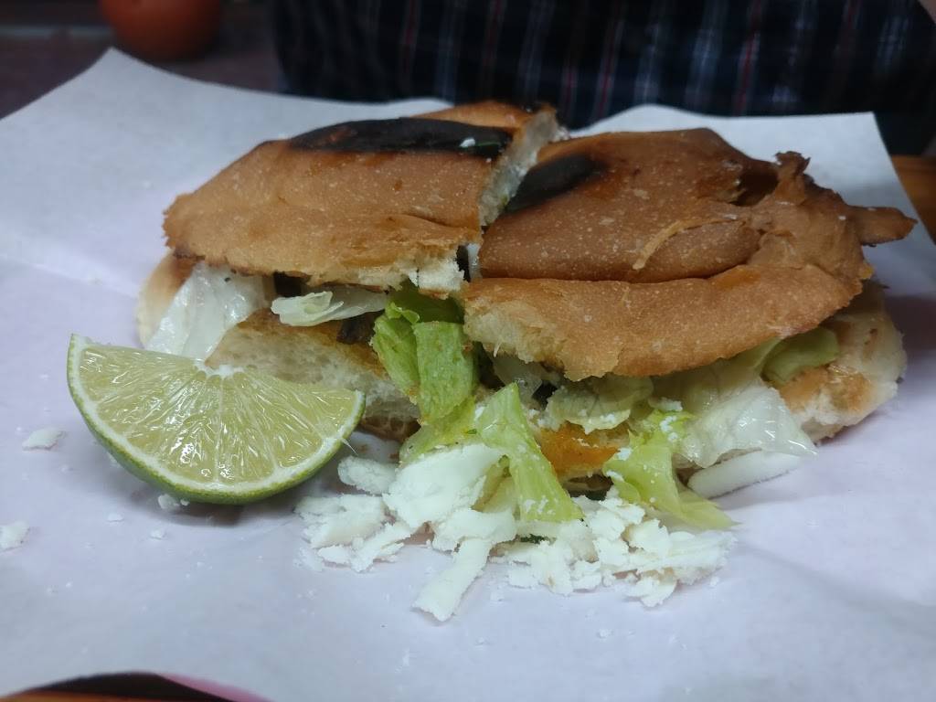 Little Store | restaurant | 18130 US-301, Wimauma, FL 33598, USA | 8136338327 OR +1 813-633-8327