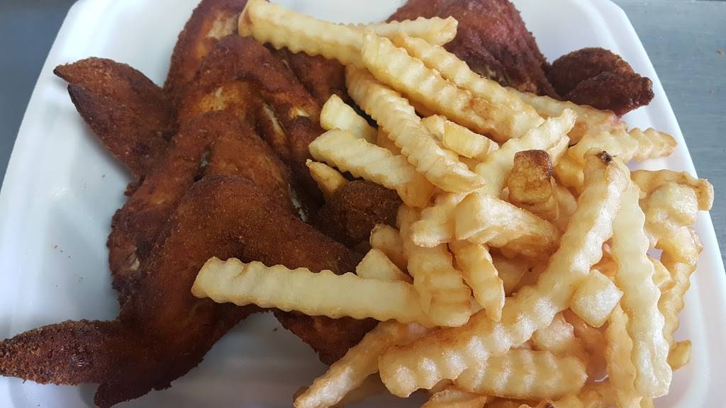 Moms Seafood | restaurant | 2312 N 29th St, Philadelphia, PA 19132, USA | 2154300103 OR +1 215-430-0103