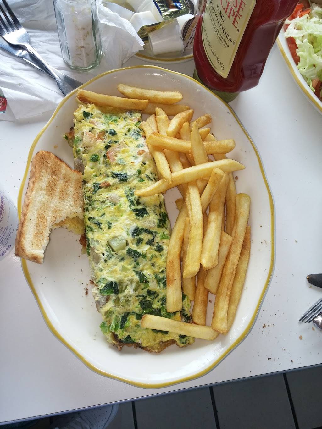 Alices Diner | restaurant | 1665 Lincoln Hwy E, Lancaster, PA 17602, USA | 7172070655 OR +1 717-207-0655