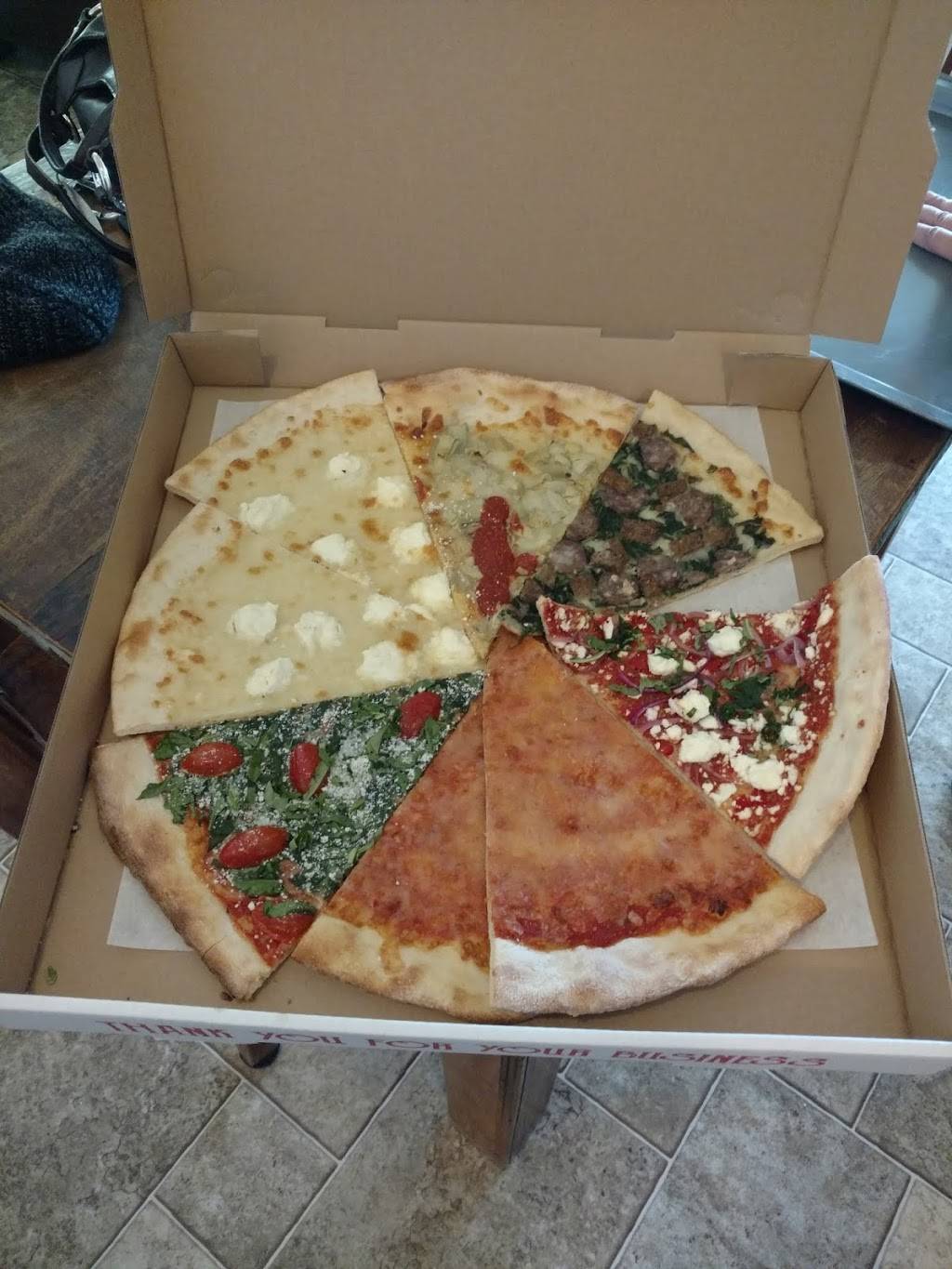 LaRoccos Pizzeria | restaurant | 113 S El Camino Real, San Clemente, CA 92672, USA | 9493668890 OR +1 949-366-8890