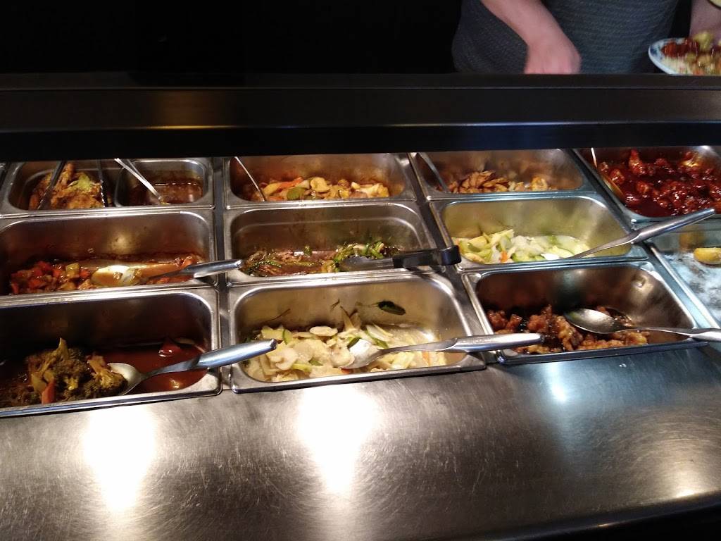 Chens Chinese & Thai | restaurant | 212 E Colby St, Whitehall, MI 49461, USA | 2318936138 OR +1 231-893-6138