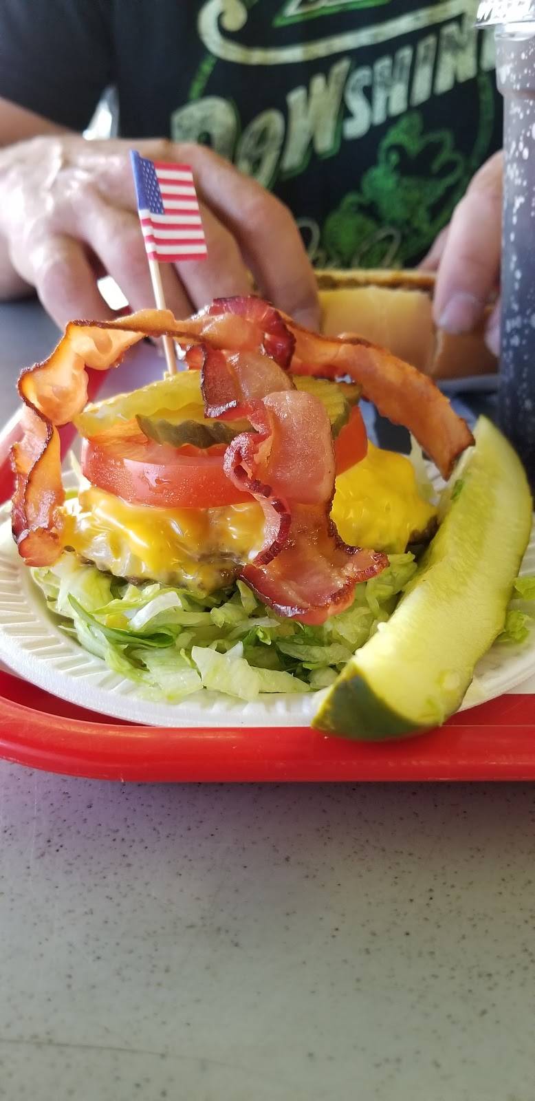 Gordys Hi-Hat | cafe | 415 Sunnyside Dr, Cloquet, MN 55720, USA | 2188796125 OR +1 218-879-6125