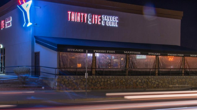 Thirty 5ive Tavern & Grill | restaurant | 10420 Montwood Dr, El Paso, TX 79935, USA | 9152620730 OR +1 915-262-0730