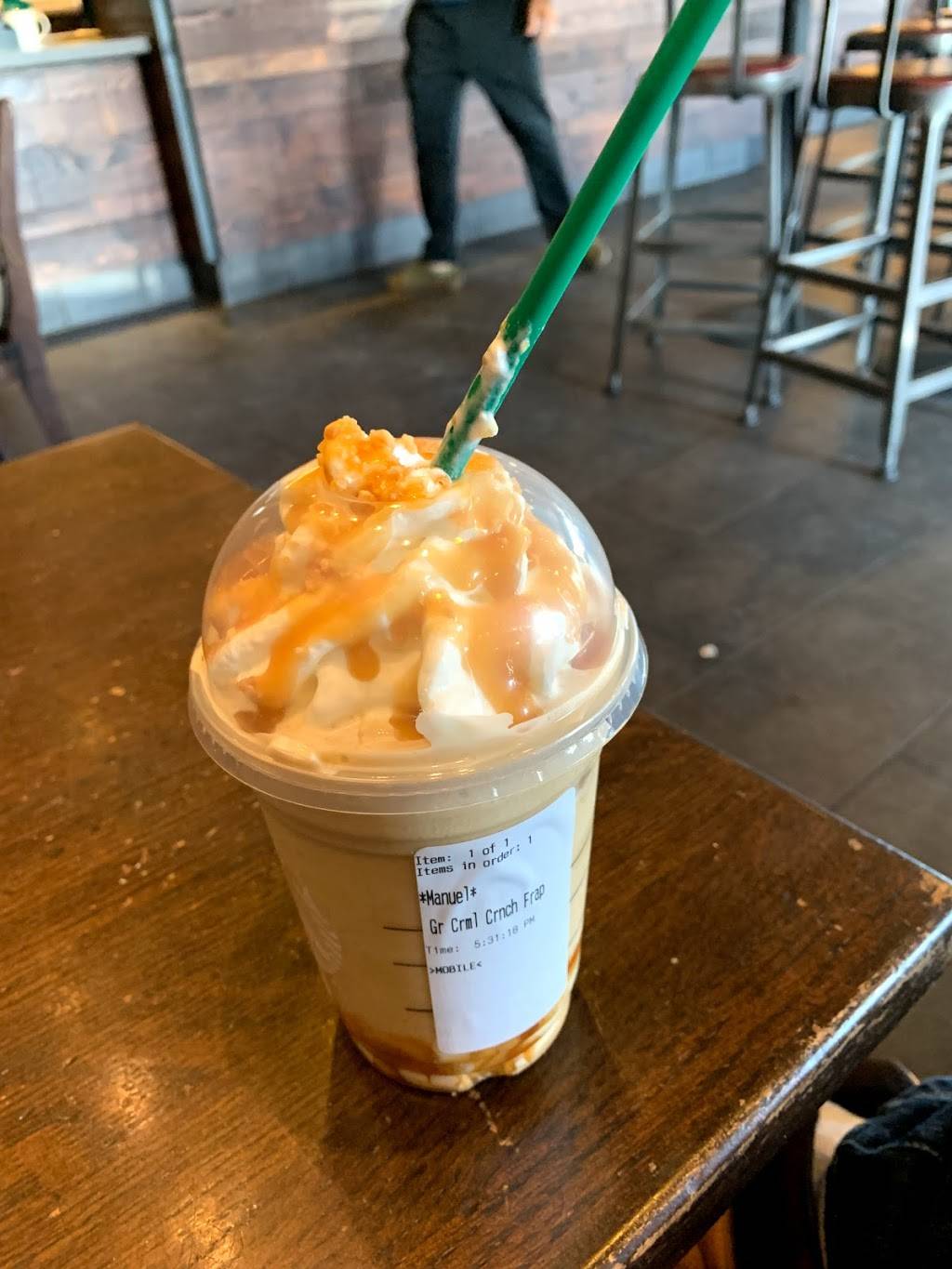 Starbucks | cafe | 697 S Walnut Ave, New Braunfels, TX 78130, USA | 8306292965 OR +1 830-629-2965