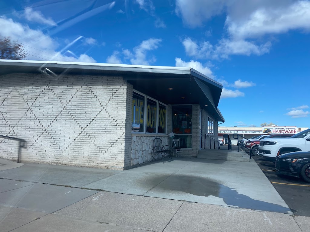 The Outpost | restaurant | 58 W Main St, Grantsville, UT 84029, USA | 4352490396 OR +1 435-249-0396