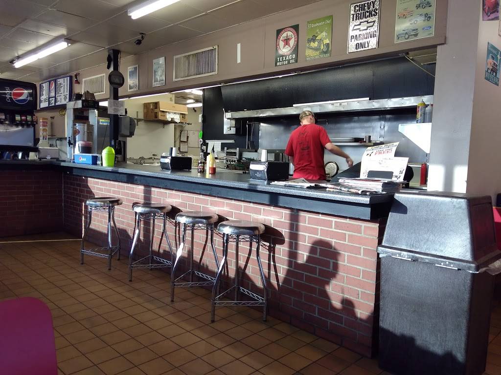 Jeffs Burgers, Dogs & Shakes | restaurant | 2550 Onslow Dr, Jacksonville, NC 28540, USA | 9109892500 OR +1 910-989-2500