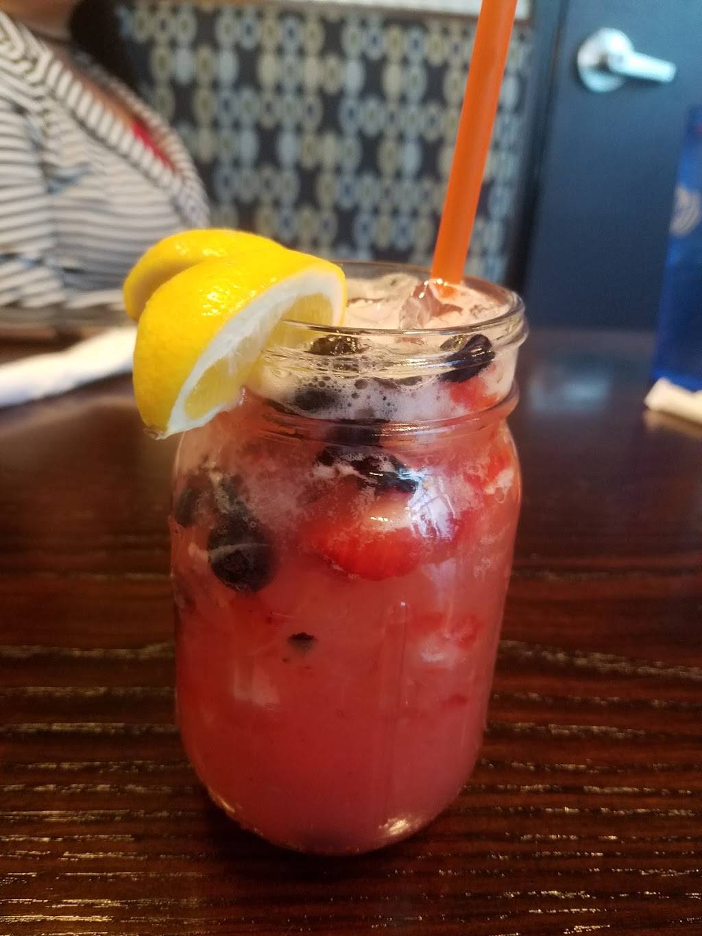 Bad Daddys Burger Bar | restaurant | 5070 Peachtree Blvd Ste B150, Chamblee, GA 30341, USA | 7705583217 OR +1 770-558-3217