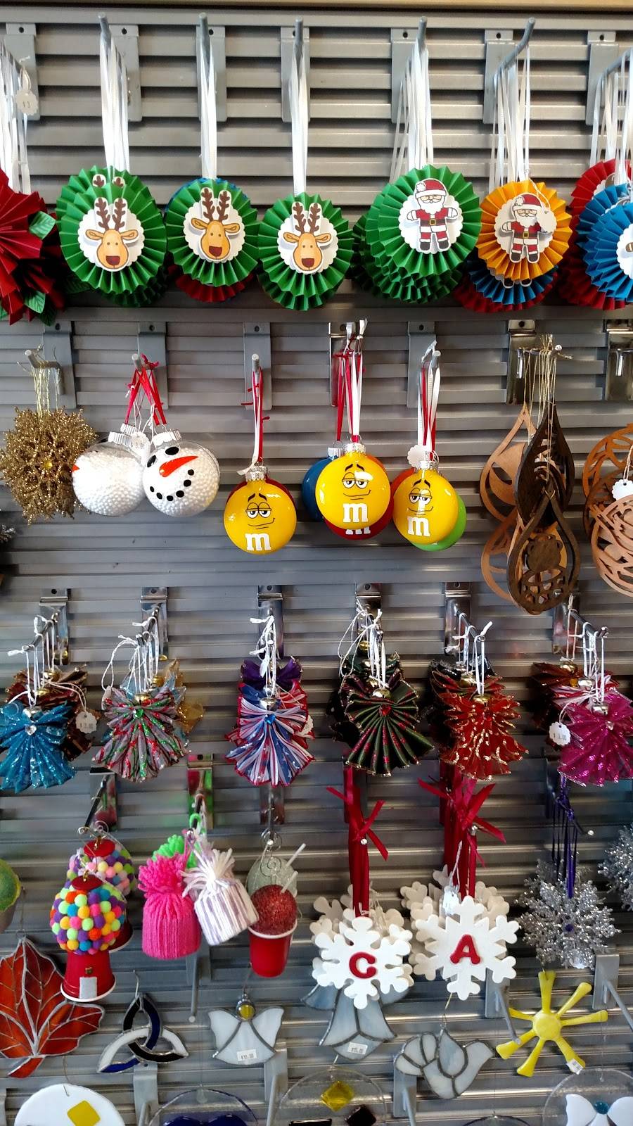 Main Moon | restaurant | 7050 Market St, Youngstown, OH 44512, USA | 3307263885 OR +1 330-726-3885