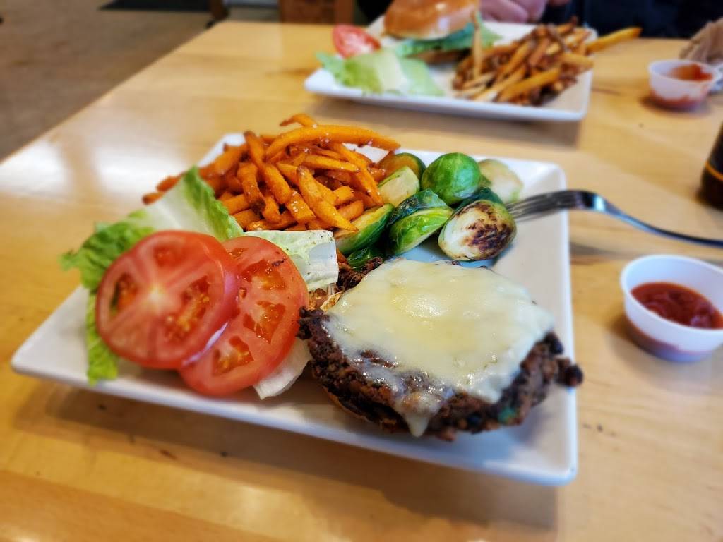 THE MARKET | KITCHEN + COCKTAILS | restaurant | Ohio Savings Plaza, 1801 E 9th St, Cleveland, OH 44114, USA | 2163940124 OR +1 216-394-0124