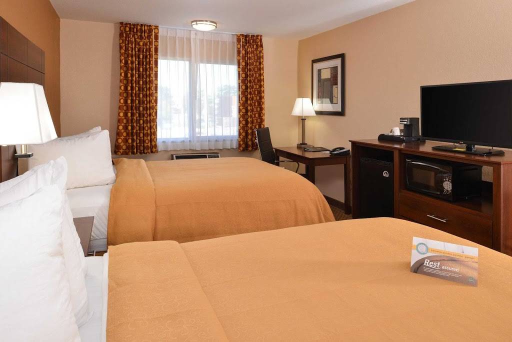 Quality Inn | restaurant | 3623 W College Ave, Appleton, WI 54914, USA | 9207315271 OR +1 920-731-5271