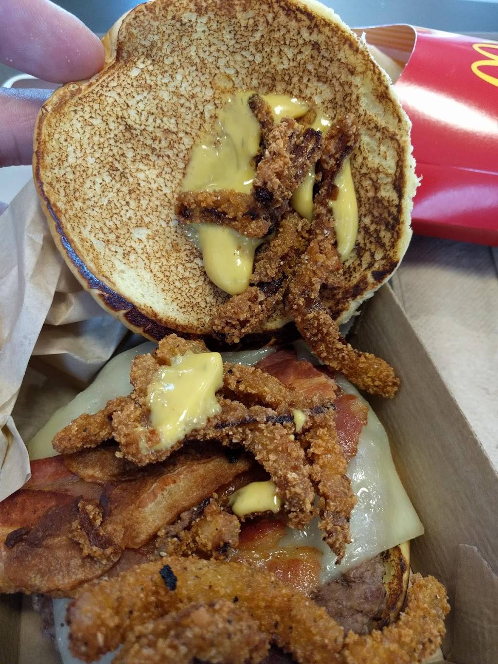 McDonalds | cafe | 1901 9th St NE, Washington, DC 20018, USA | 2026292626 OR +1 202-629-2626