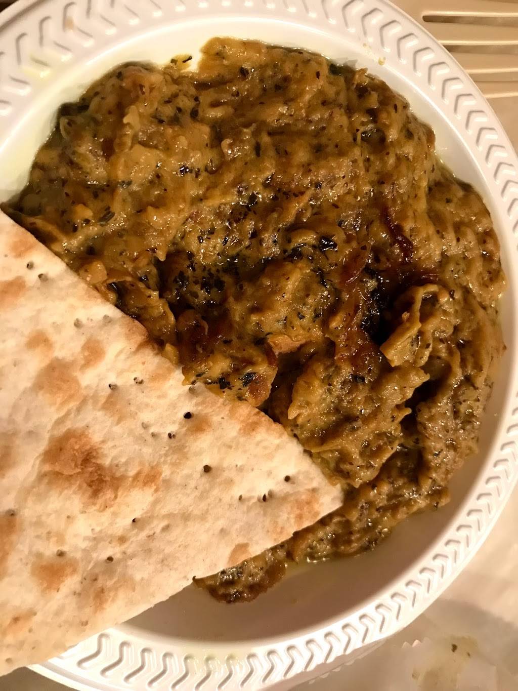 Moby Dick House of Kabob | restaurant | 4037 Campbell Ave, Arlington, VA 22206, USA | 5712578214 OR +1 571-257-8214