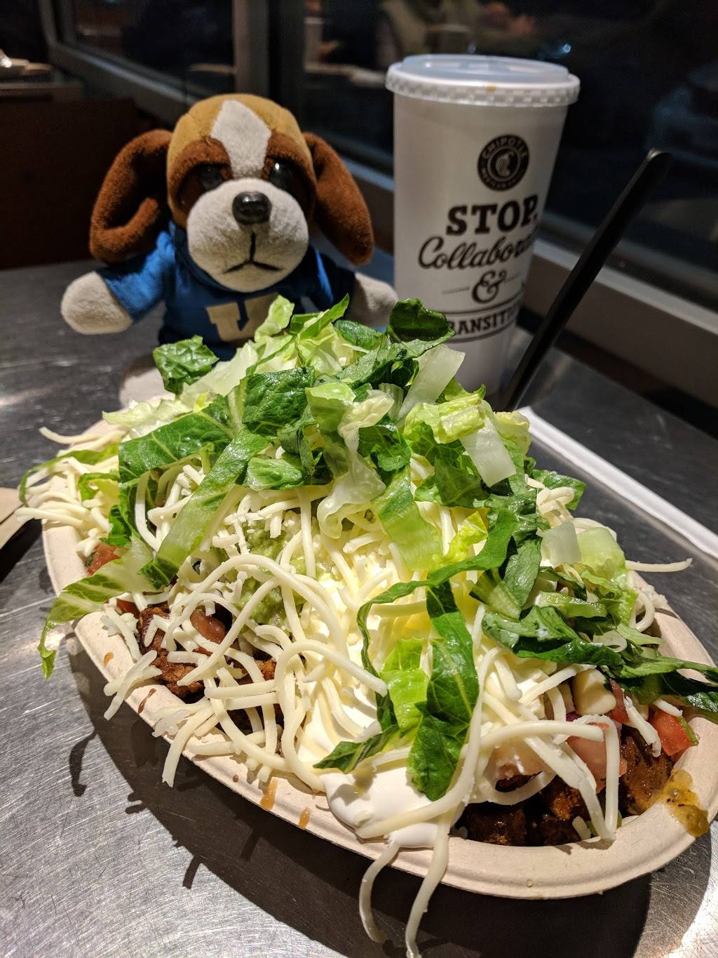 Chipotle Mexican Grill | restaurant | 1 Worcester Rd Ste 5, Framingham, MA 01701, USA | 5088790823 OR +1 508-879-0823