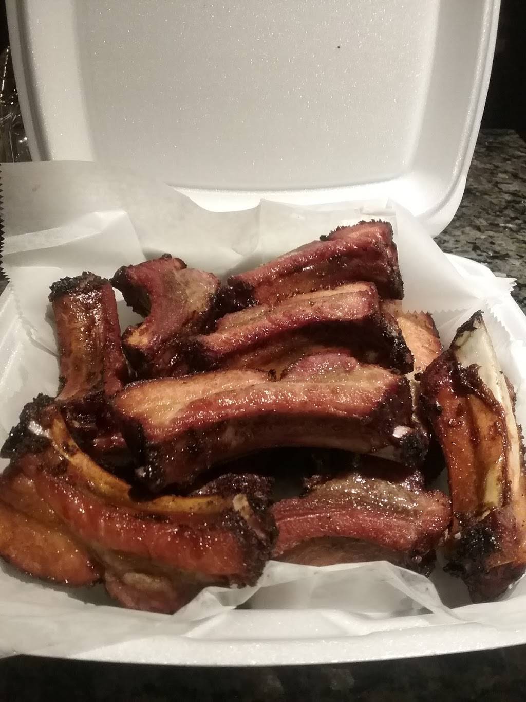 Dukes BBQ | restaurant | 1003 E Main St, Norristown, PA 19401, USA | 4846791410 OR +1 484-679-1410