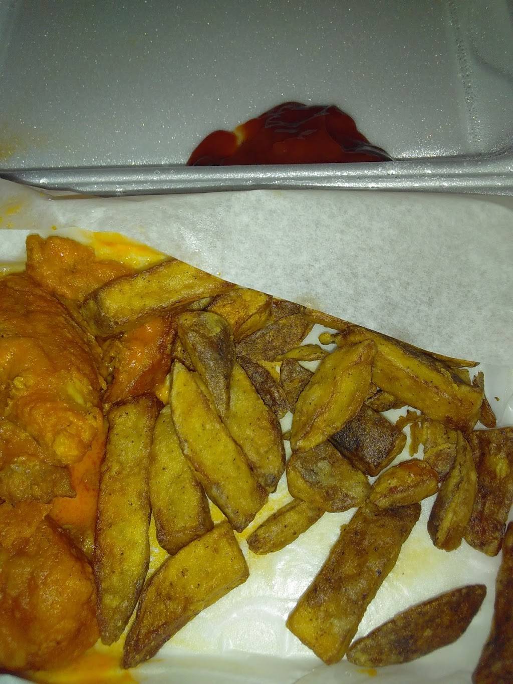 Wing Station | restaurant | 2119 Crums Ln, Louisville, KY 40216, USA | 5026180288 OR +1 502-618-0288