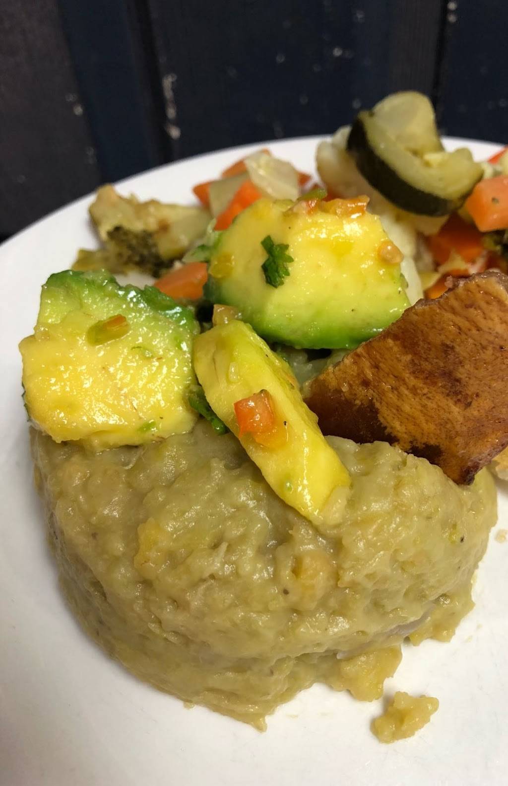 El Rincon Latino | restaurant | 5537 Sheldon Rd, Tampa, FL 33615, USA | 8135707294 OR +1 813-570-7294