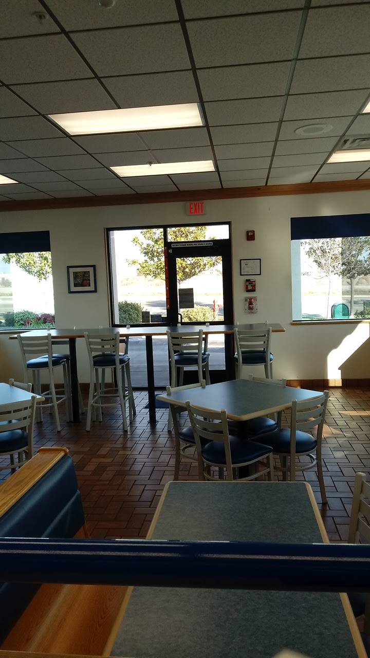 Bakers Drive-Thru | restaurant | 2416 W Arrow Route, Upland, CA 91786, USA | 9098845233 OR +1 909-884-5233