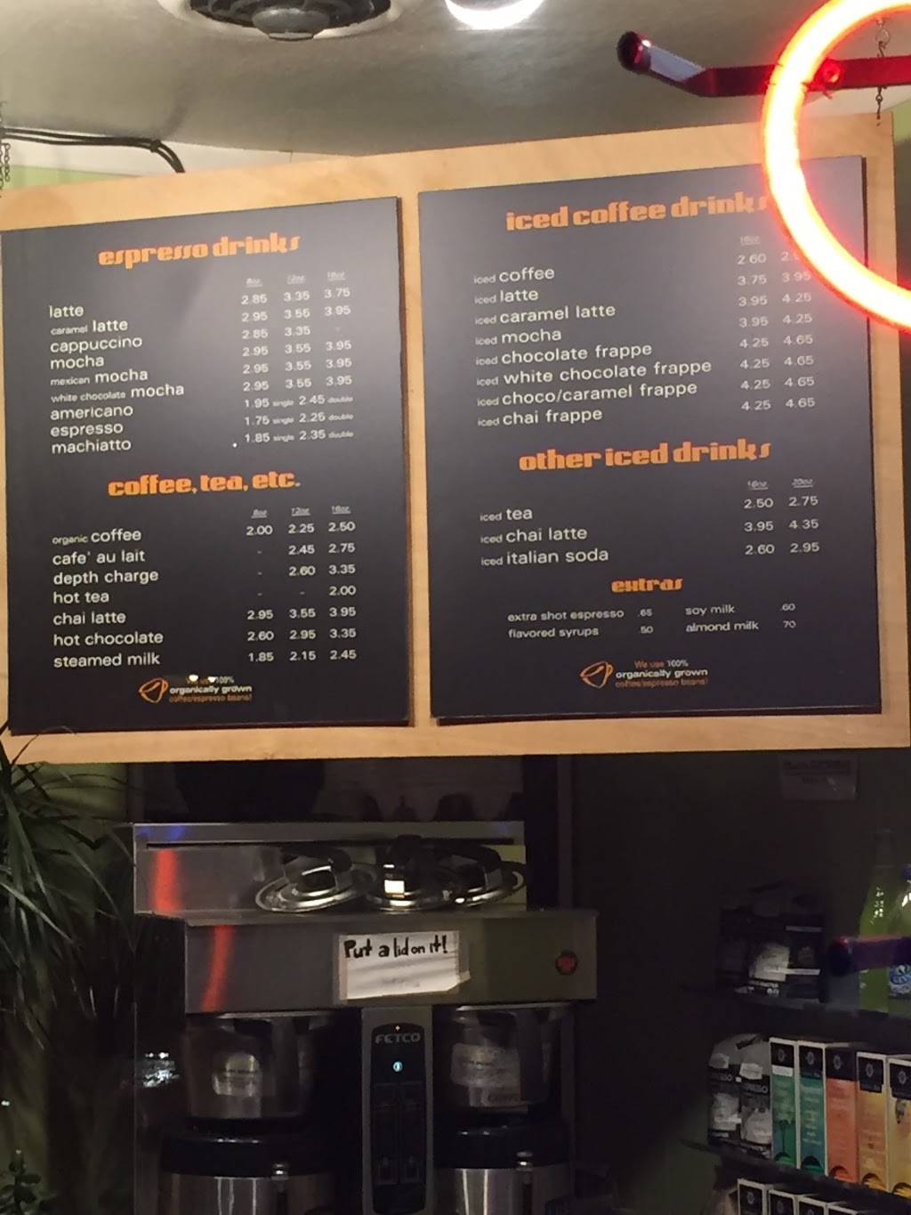 Fellini | restaurant | 1401 University Ave, Berkeley, CA 94702, USA | 5108415200 OR +1 510-841-5200