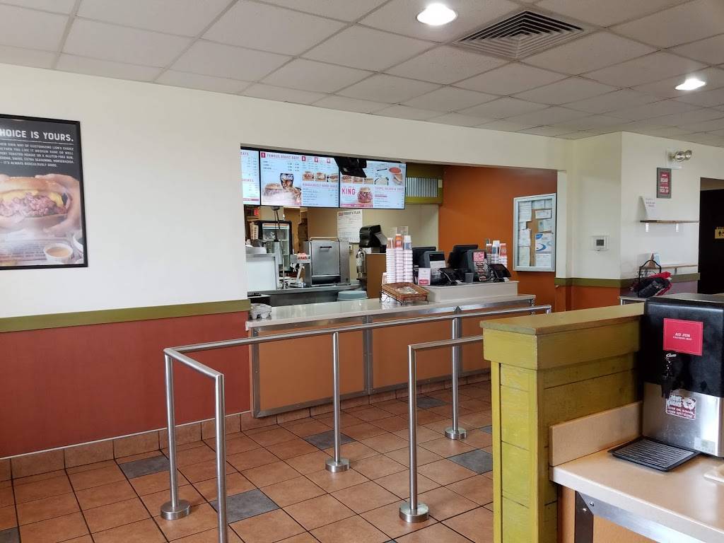 Lions Choice | restaurant | 10765 Sunset Hills Plaza, St. Louis, MO 63127, USA | 3149849233 OR +1 314-984-9233