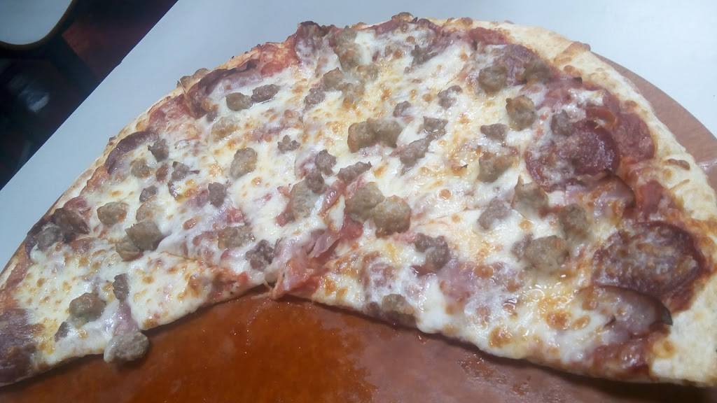 Papas Subs & Pizza | restaurant | 5831 U.S. Hwy 301 S, Four Oaks, NC 27524, USA | 9199639999 OR +1 919-963-9999