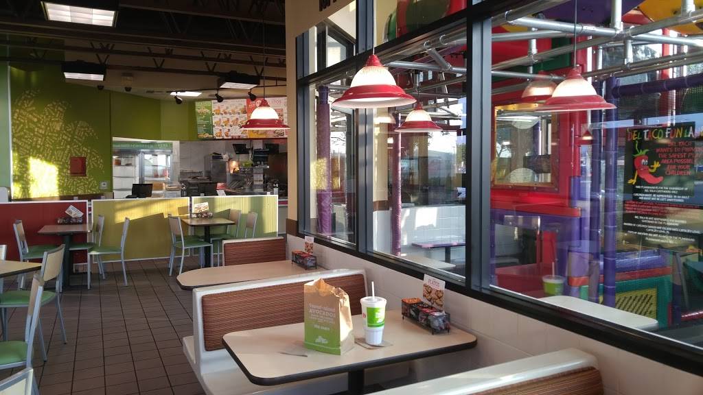 Del Taco | meal takeaway | 8270 Rosedale Hwy, Bakersfield, CA 93312, USA | 6615883002 OR +1 661-588-3002
