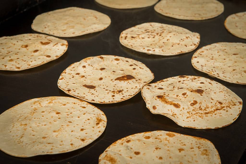 Rusty Taco | restaurant | 3345 Central Park Commons Dr #100, Eagan, MN 55121, USA | 6517561786 OR +1 651-756-1786