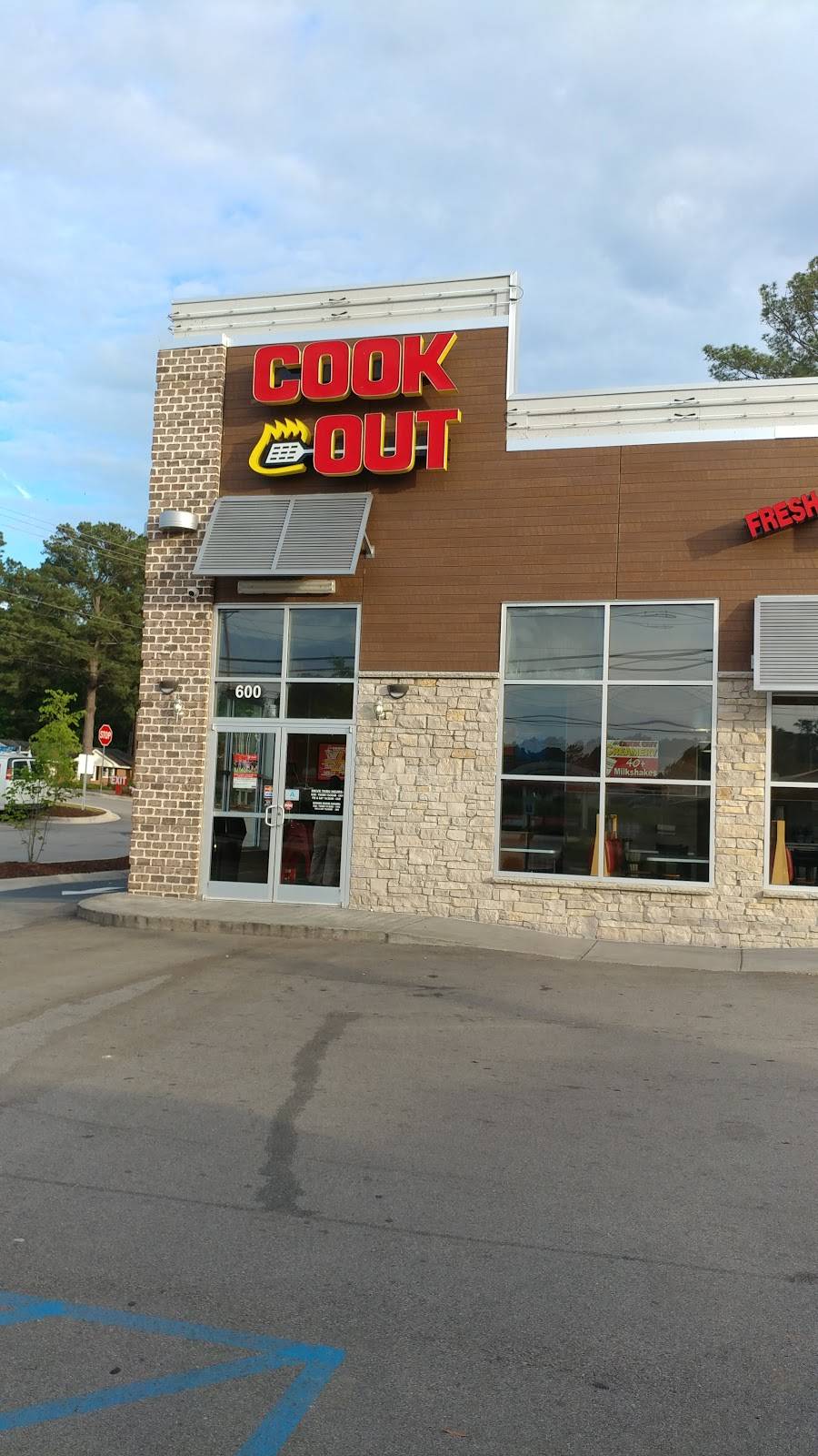 Cook Out | restaurant | 600 Bush River Rd, Columbia, SC 29210, USA | 8037080183 OR +1 803-708-0183