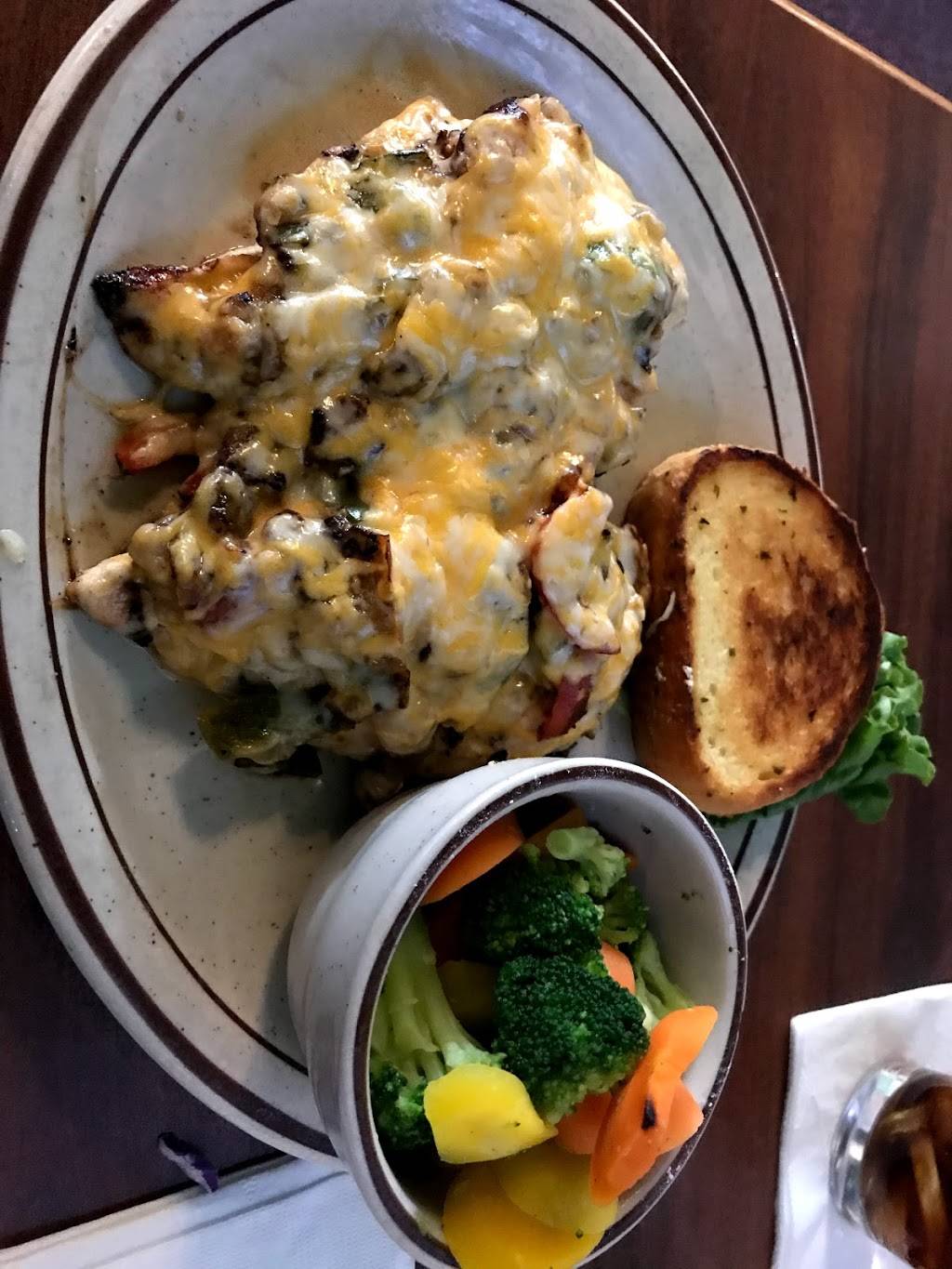 McGonigles Pub & Grill | restaurant | 915 E Emmett St, Battle Creek, MI 49014, USA | 2696601288 OR +1 269-660-1288