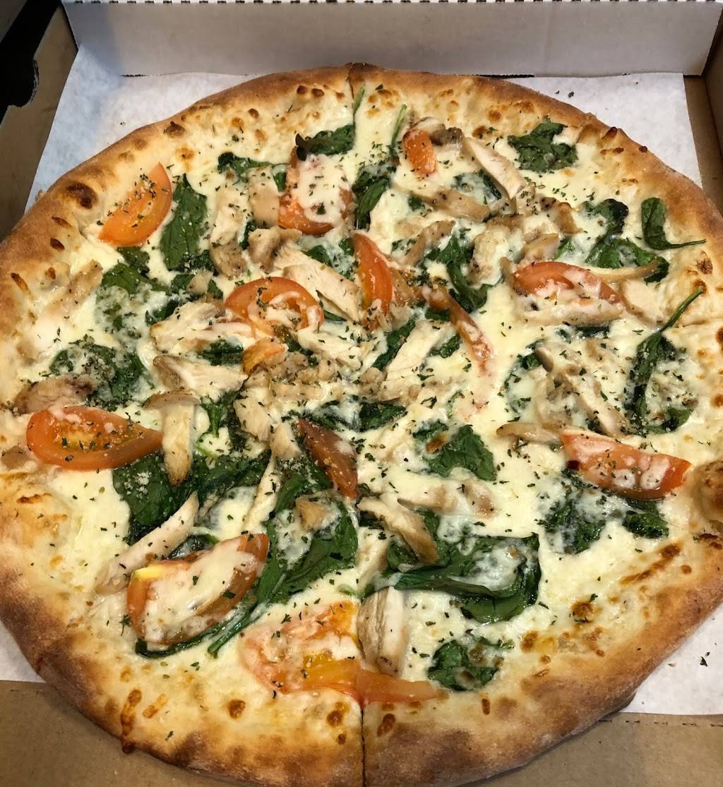 Royal Pizza | meal delivery | 4415 De Zavala Rd, San Antonio, TX 78249, USA | 2103992220 OR +1 210-399-2220