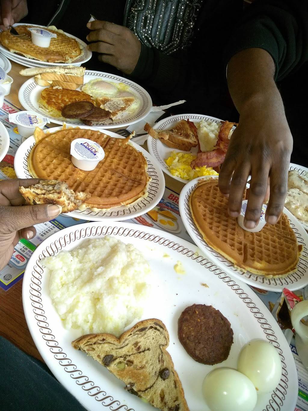 Waffle House | meal takeaway | 2107 N Post Rd, Indianapolis, IN 46219, USA | 3178970781 OR +1 317-897-0781