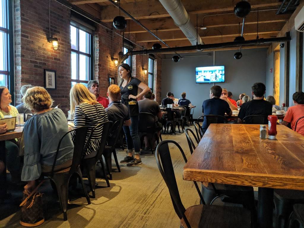 The Fix Burger Bar | restaurant | 108 Grove St, Worcester, MA 01605, USA | 7748233327 OR +1 774-823-3327