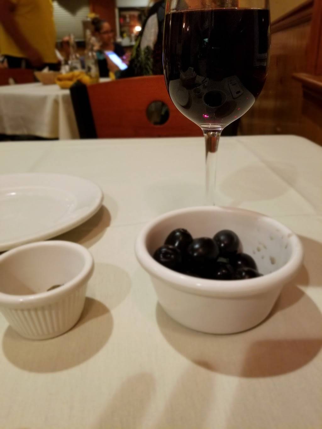 Portuguese Cuisine | restaurant | 5437 N Lawrence St, Philadelphia, PA 19120, USA | 2154249764 OR +1 215-424-9764