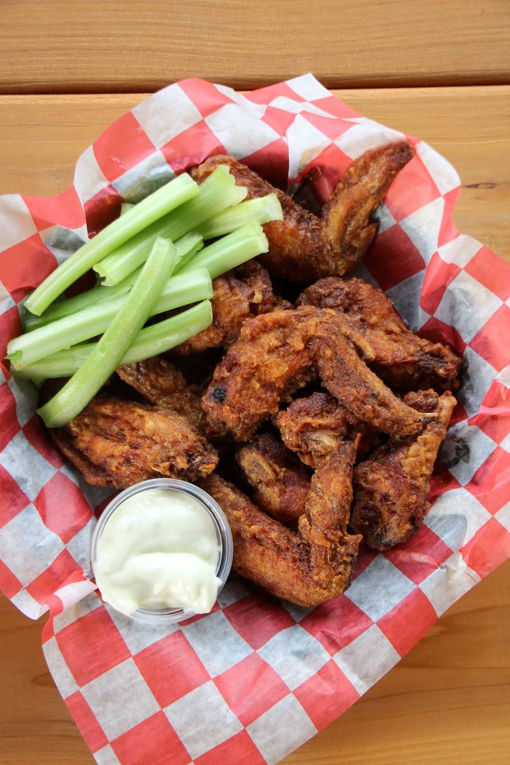 Whistlers Inn | restaurant | 901 US-130, Cinnaminson, NJ 08077, USA | 8567867427 OR +1 856-786-7427