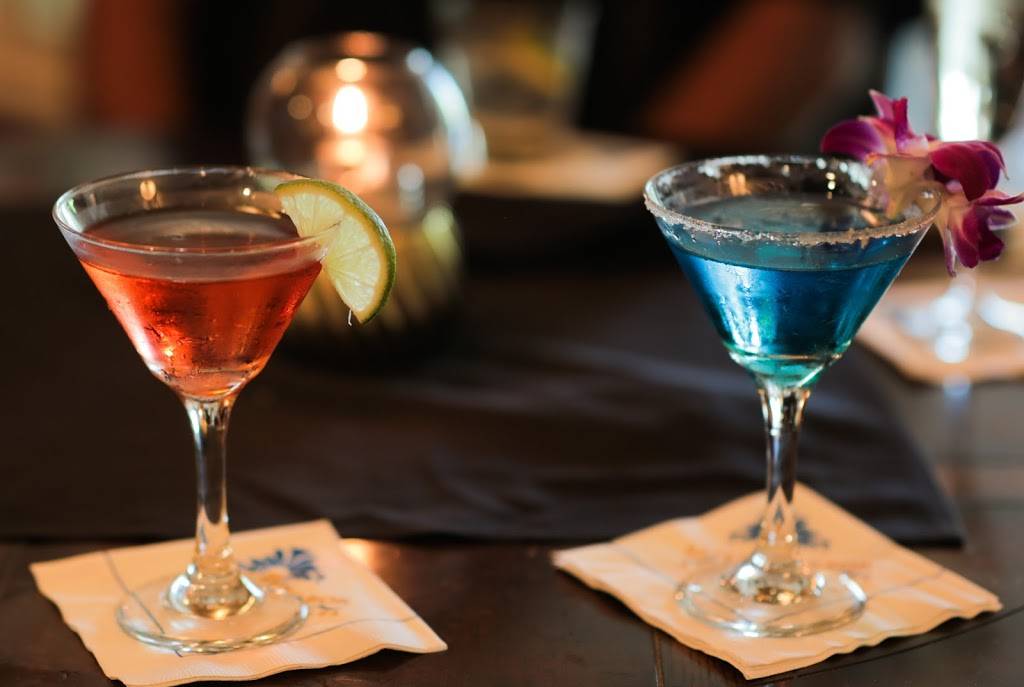 Santorini Lobby Lounge | night club | 3124, 105 N Bayshore Dr, Safety Harbor, FL 34695, USA | 7277261161 OR +1 727-726-1161