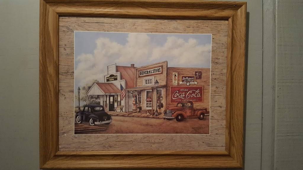 Henrys Restaurant | restaurant | 10757 Commerce St, Summerville, GA 30747, USA | 7068575210 OR +1 706-857-5210