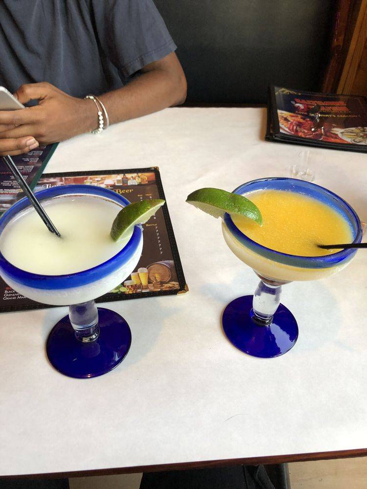 Baltimore Seafood | restaurant | 2324 East, Boston St, Baltimore, MD 21224, USA | 4106245166 OR +1 410-624-5166