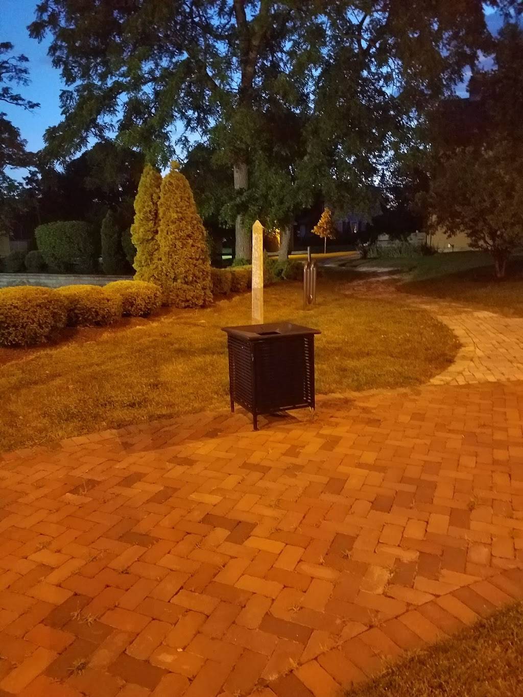 Papa Saverios Pizzeria | meal takeaway | 807 N Main St, Glen Ellyn, IL 60137, USA | 6309429999 OR +1 630-942-9999