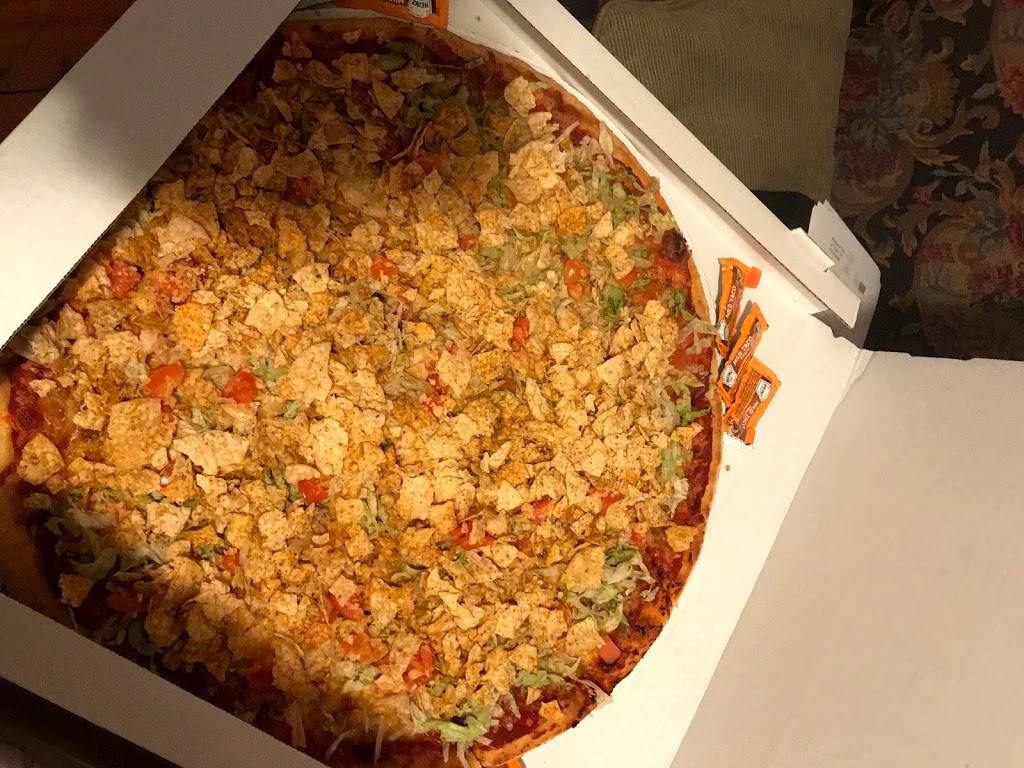 Johnnys Pizza And Slices | restaurant | 2832 Brady St, Davenport, IA 52803, USA | 5633241269 OR +1 563-324-1269