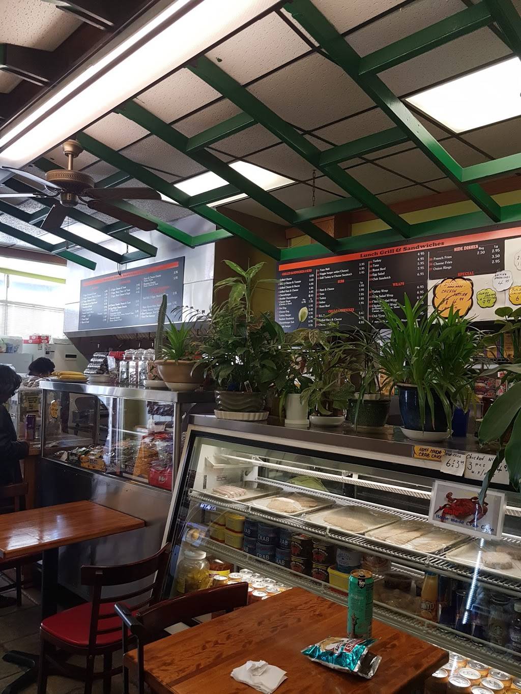 Seafood Stop | restaurant | 12 E 4th St, Wilmington, DE 19801, USA | 3024253800 OR +1 302-425-3800