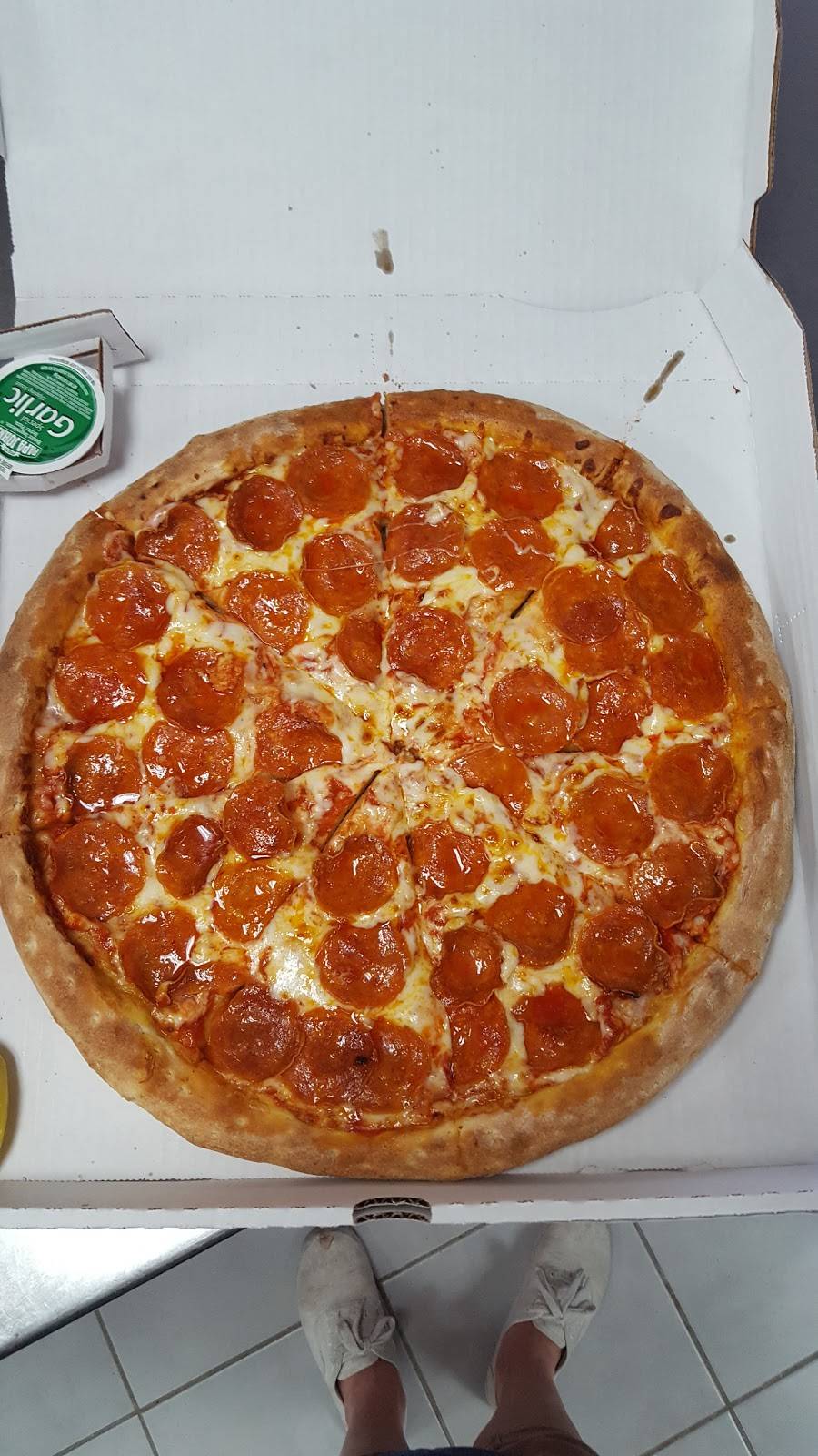 Papa Johns Pizza | restaurant | 7708 Regents Rd Suite A, San Diego, CA 92122, USA | 8584589800 OR +1 858-458-9800