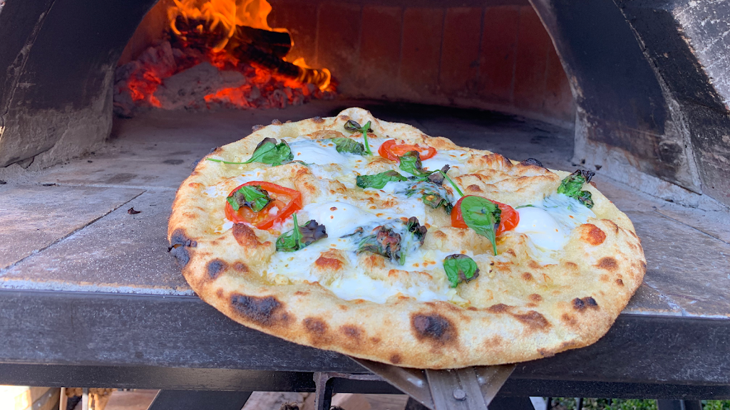 Loretzeria Pizza | restaurant | 32980 Auberry Rd, Auberry, CA 93602, USA | 5598557492 OR +1 559-855-7492