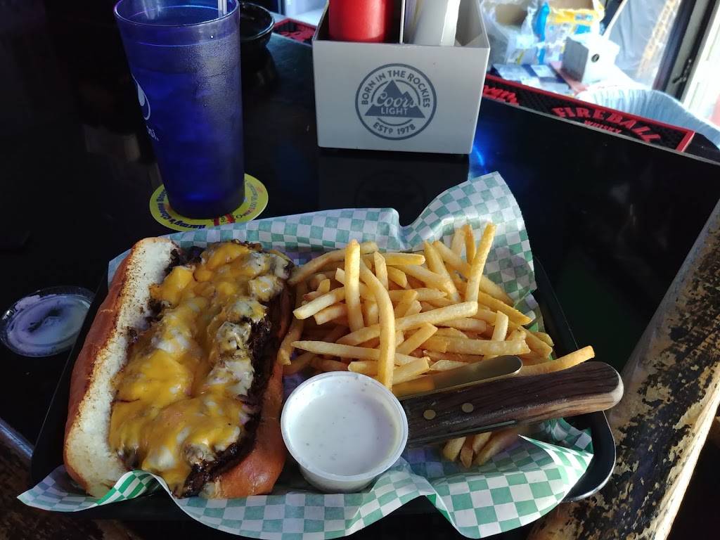 Luckys | restaurant | 1140 Bagnell Dam Blvd, Lake Ozark, MO 65049, USA | 5739646550 OR +1 573-964-6550